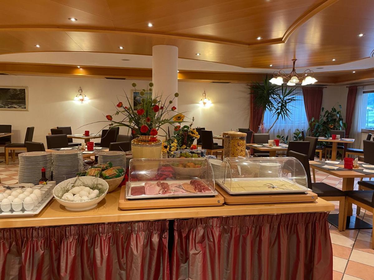 Hotel Larch Campo di Trens Exterior photo