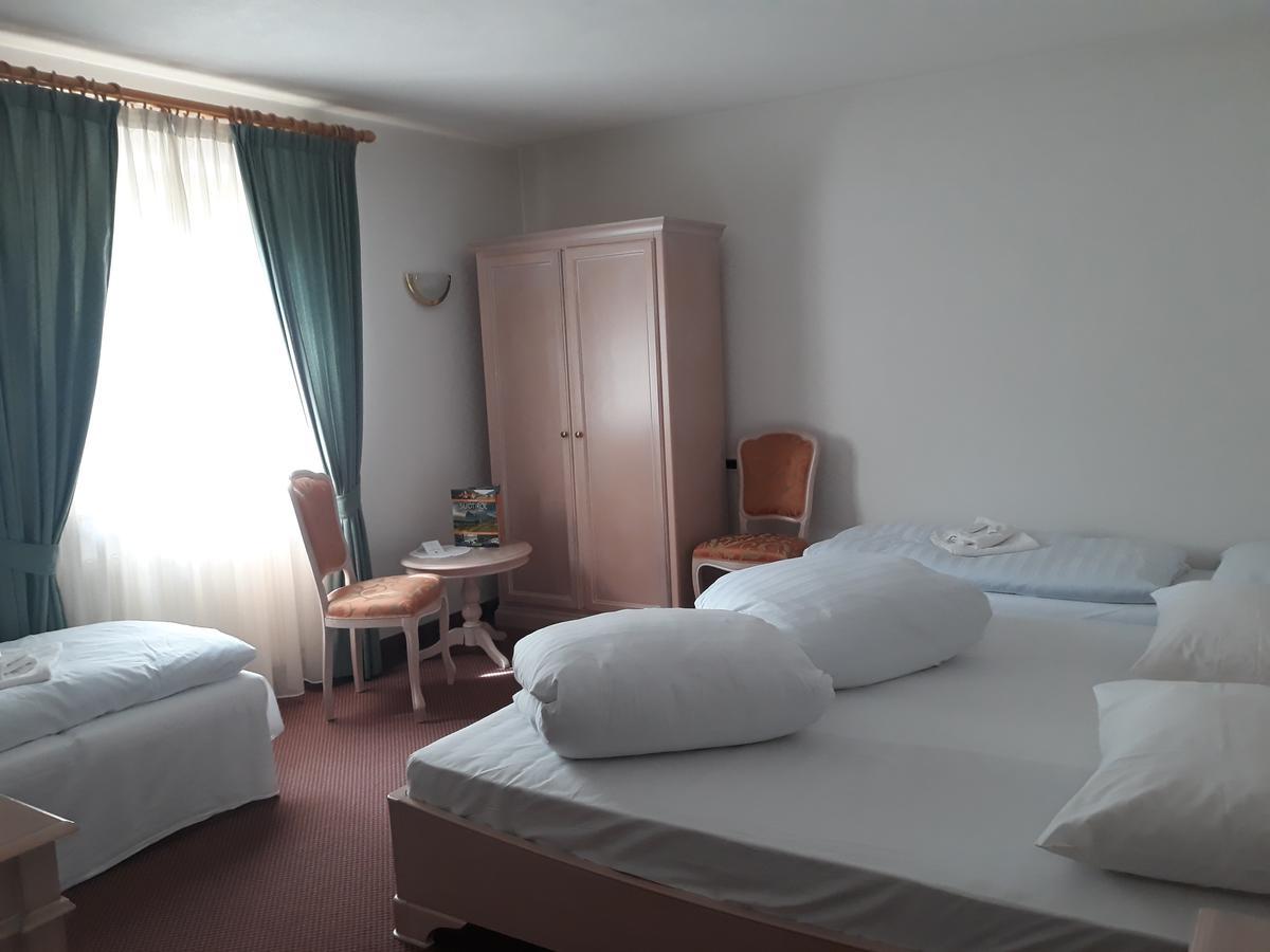 Hotel Larch Campo di Trens Exterior photo